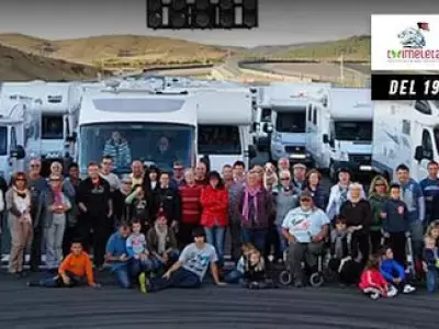 Concentración de autocaravanas y campers para batir el "Guinness World Records 2017" en el circuito de Navarra