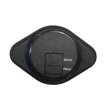 Toma USB de superficie Quick Chargers CON controlador de protocolo de carga rápida + 1 USB-C MINI