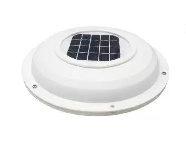 Ventilador solar extractor de aire color blanco para caravanas, autocaravanas y camper.