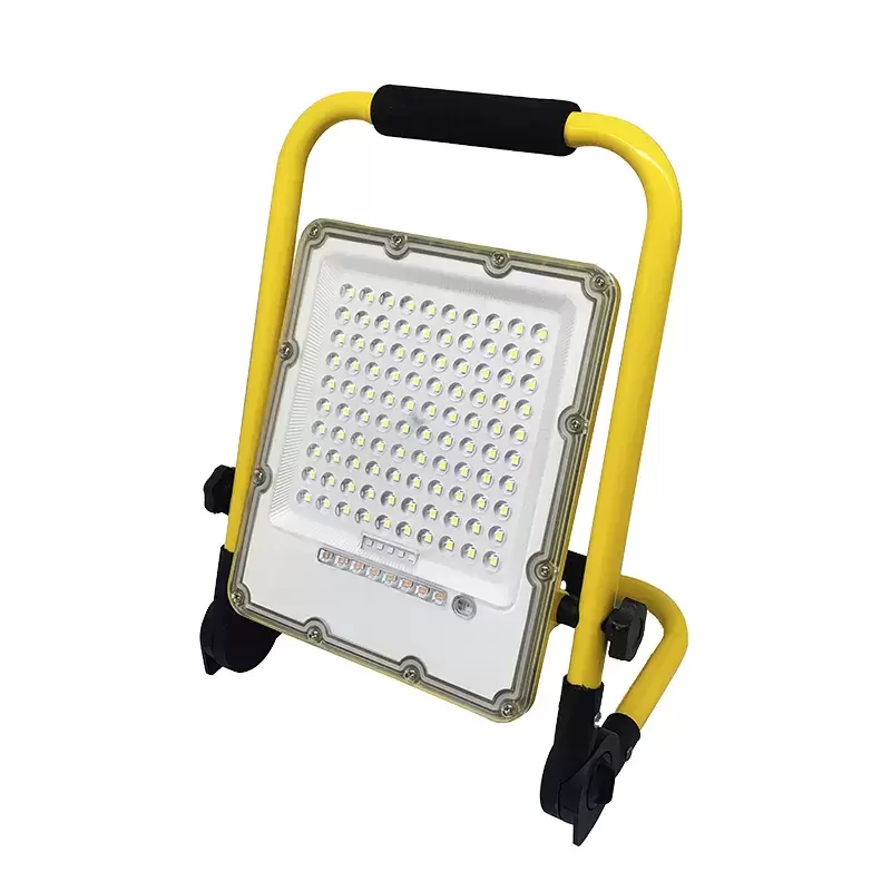 Proyector Led 50W recargable con batería de Litio LiFePO4 3.2V , soporte abatible, multiusos, camping caravaning y 4x4 overland.