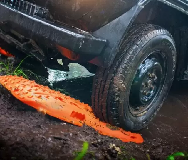 Planchas de desatasco y rescate color NARANJA para 4x4 Overland.